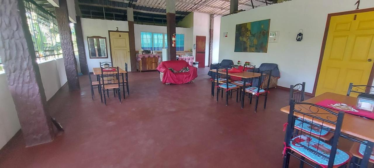 Hostal Don Quijote Llano Grande ภายนอก รูปภาพ